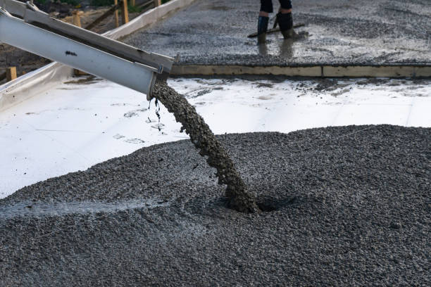 Best Concrete Driveway Installation  in Brier, WA